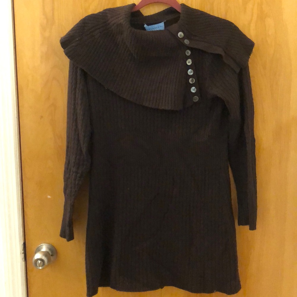 Brown knit sweater w/ foldover shoulder piece
